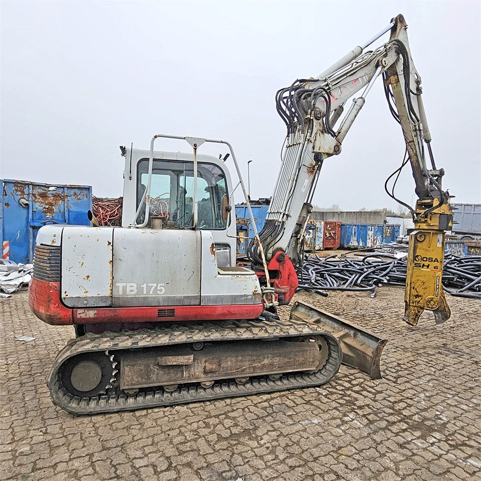 Takeuchi TB175 - Mini-ekskavators: foto 5 Takeuchi TB175 - Mini-ekskavators: foto 5