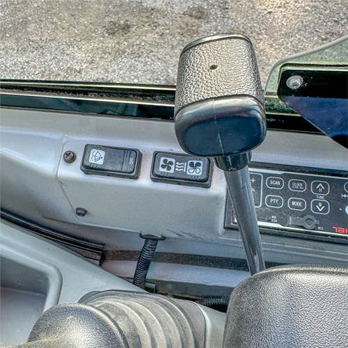 Mini-ekskavators Takeuchi TB2156: foto 33 Mini-ekskavators Takeuchi TB2156: foto 33