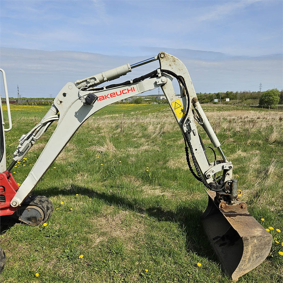Takeuchi TB216 līzingu Takeuchi TB216: foto 23