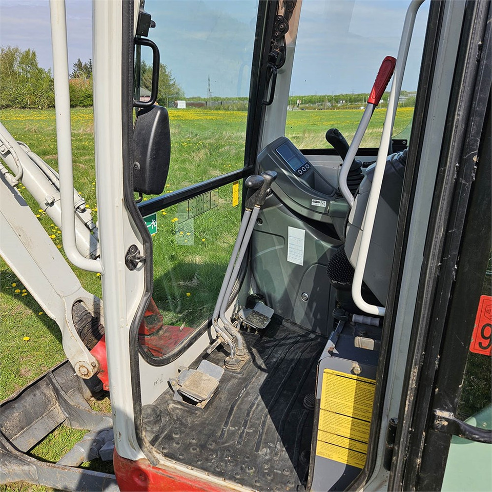 Takeuchi TB216 līzingu Takeuchi TB216: foto 11