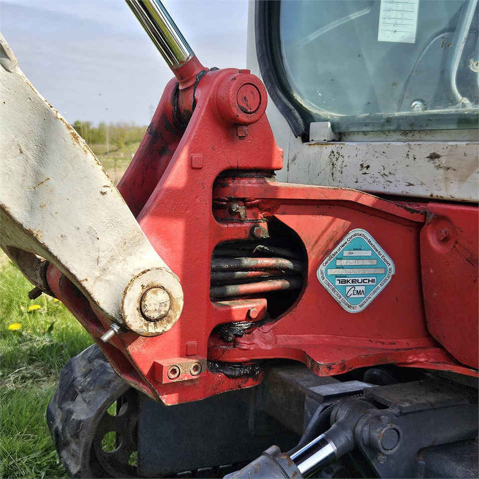Takeuchi TB216 līzingu Takeuchi TB216: foto 22