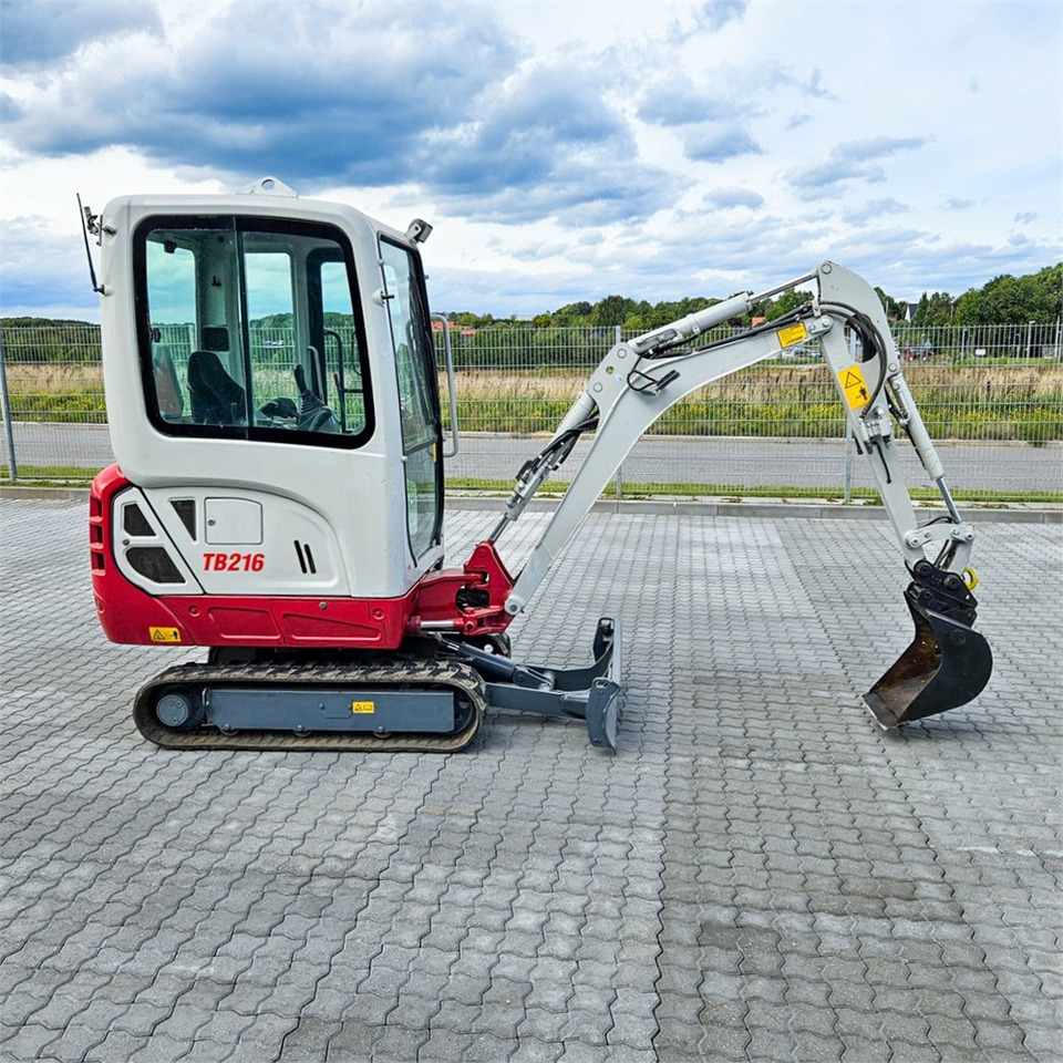 Takeuchi TB216 - Mini-ekskavators: foto 5 Takeuchi TB216 - Mini-ekskavators: foto 5