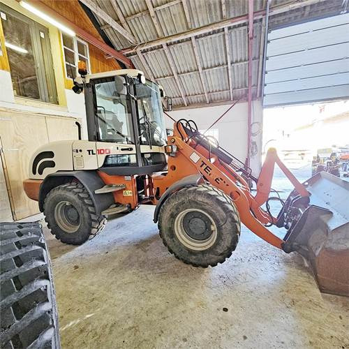 Terex TL100 - Riteņu iekrāvējs: foto 5 Terex TL100 - Riteņu iekrāvējs: foto 5