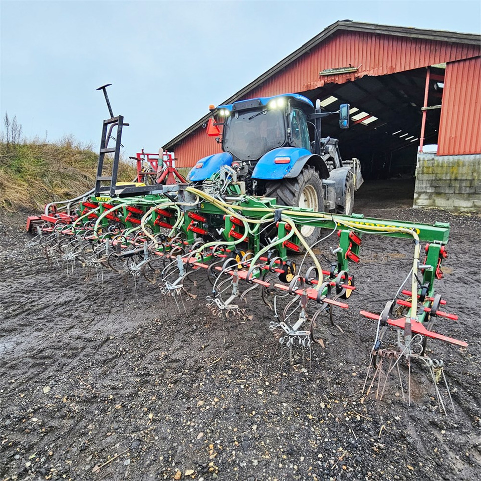 Thyregod Tim - 8 rows - Sēšanas tehnika: foto 1 Thyregod Tim - 8 rows - Sēšanas tehnika: foto 1