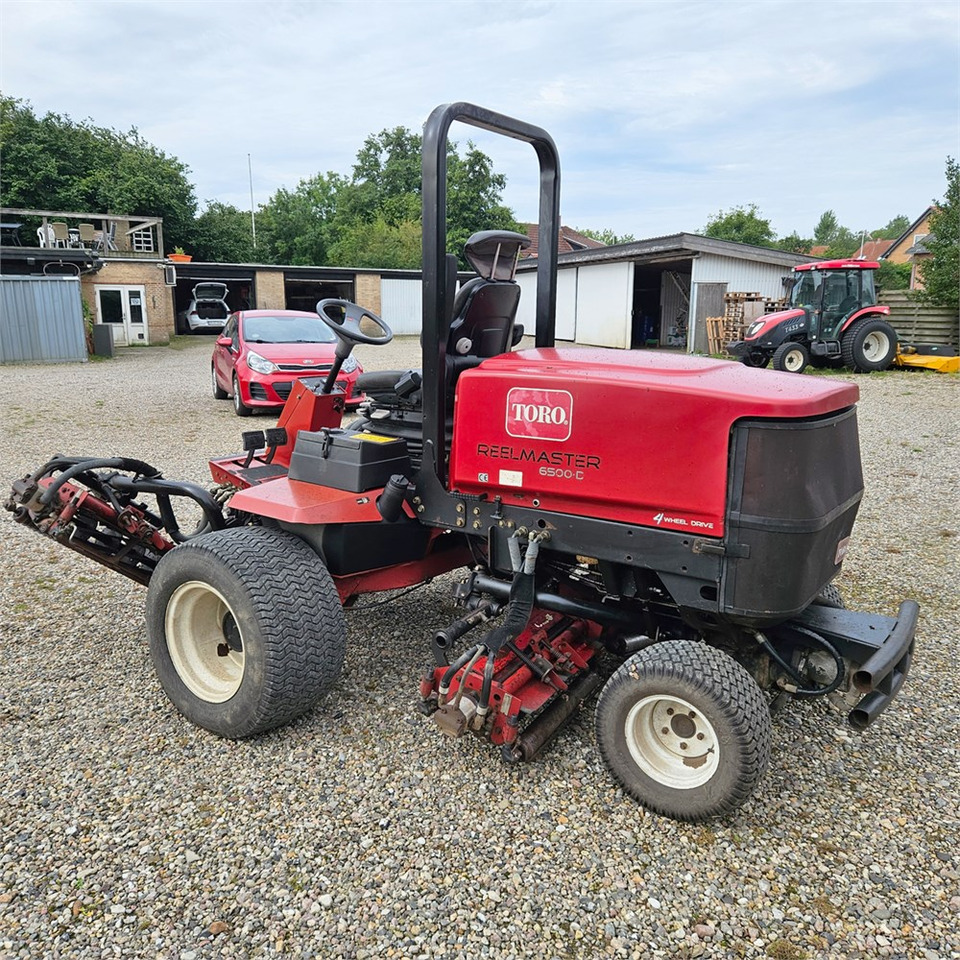Toro Reelmaster 6500 D - Zāles pļāvējs: foto 4 Toro Reelmaster 6500 D - Zāles pļāvējs: foto 4