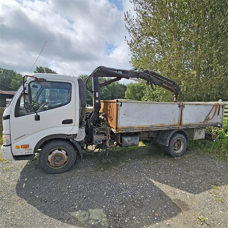 Toyota Dyna 200 - Bortu kravas automašīna/ Platforma: foto 1 Toyota Dyna 200 - Bortu kravas automašīna/ Platforma: foto 1