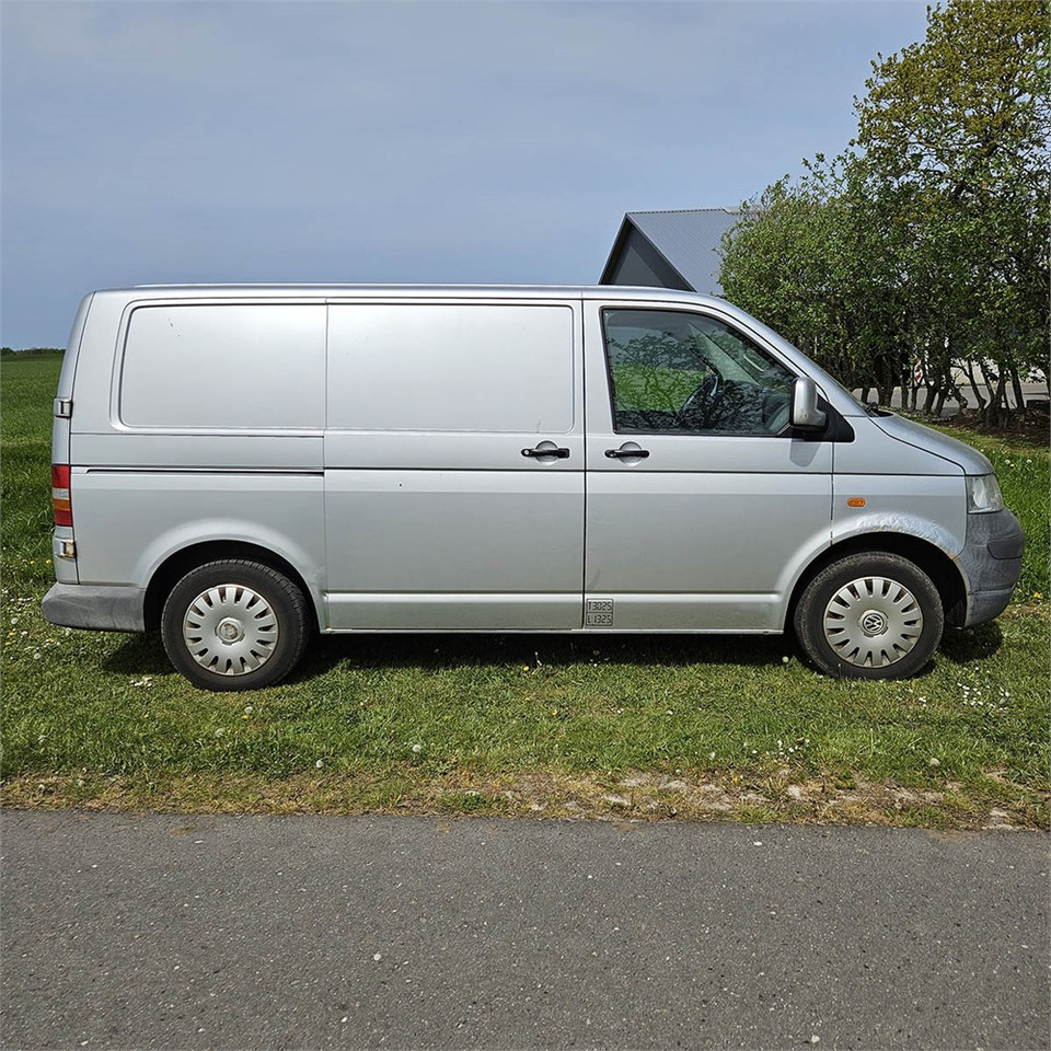 VW Transporter - Mazs furgons: foto 2 VW Transporter - Mazs furgons: foto 2