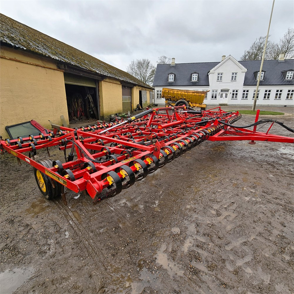 Väderstad 9 meter - Augsnes apstrādes tehnika: foto 3 Väderstad 9 meter - Augsnes apstrādes tehnika: foto 3