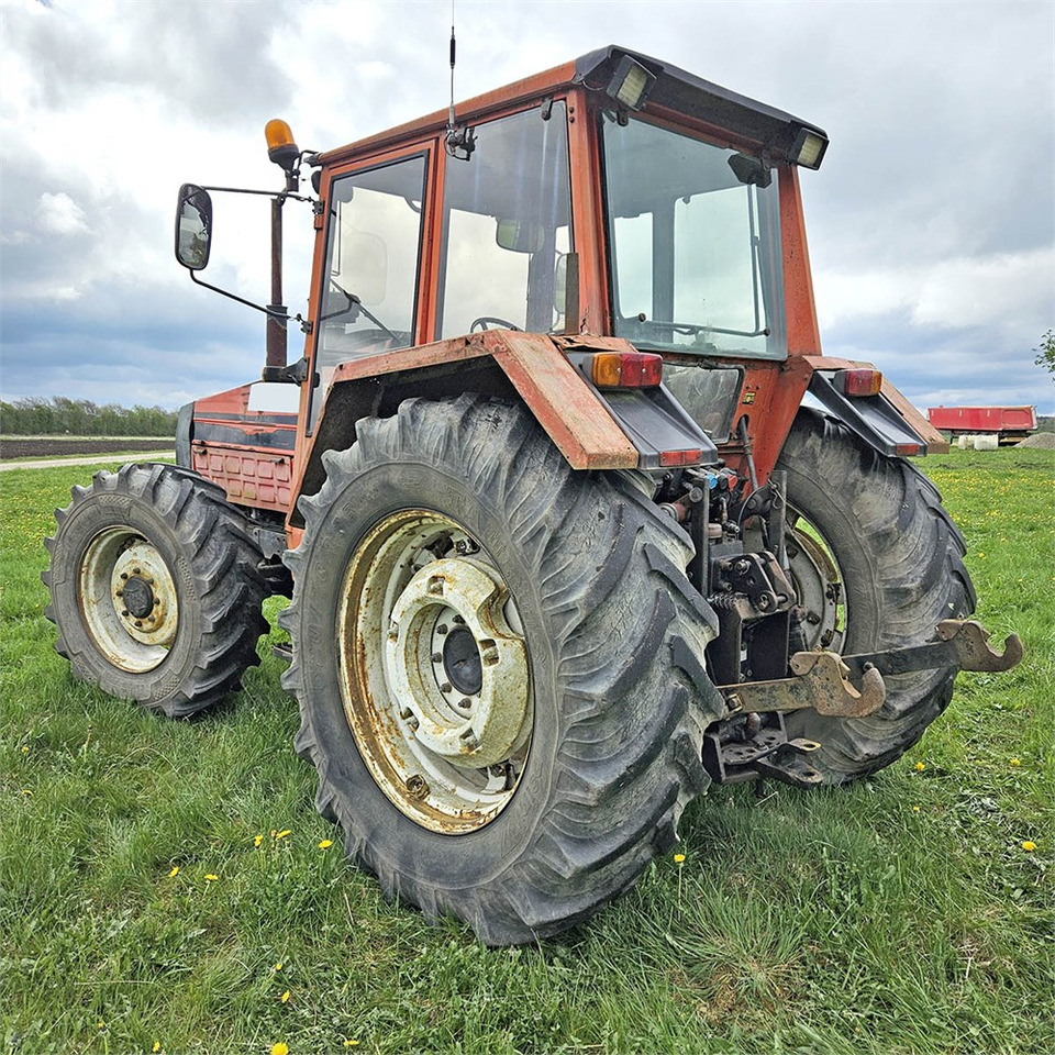 Valmet 905 - Traktors: foto 3 Valmet 905 - Traktors: foto 3