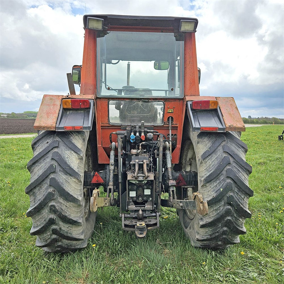Valmet 905 - Traktors: foto 4 Valmet 905 - Traktors: foto 4