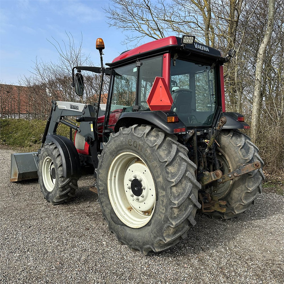 Valtra A85 - Traktors: foto 5 Valtra A85 - Traktors: foto 5