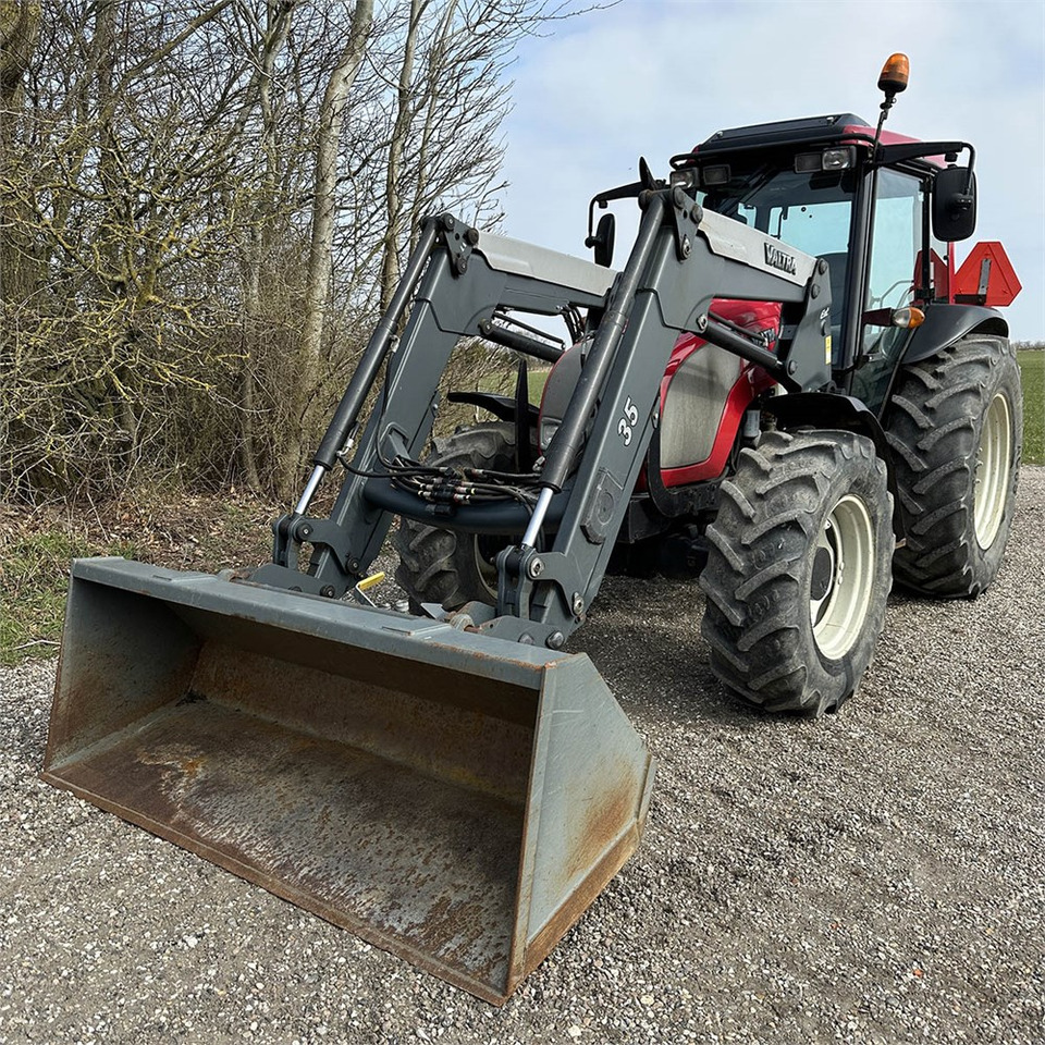 Valtra A85 - Traktors: foto 2 Valtra A85 - Traktors: foto 2