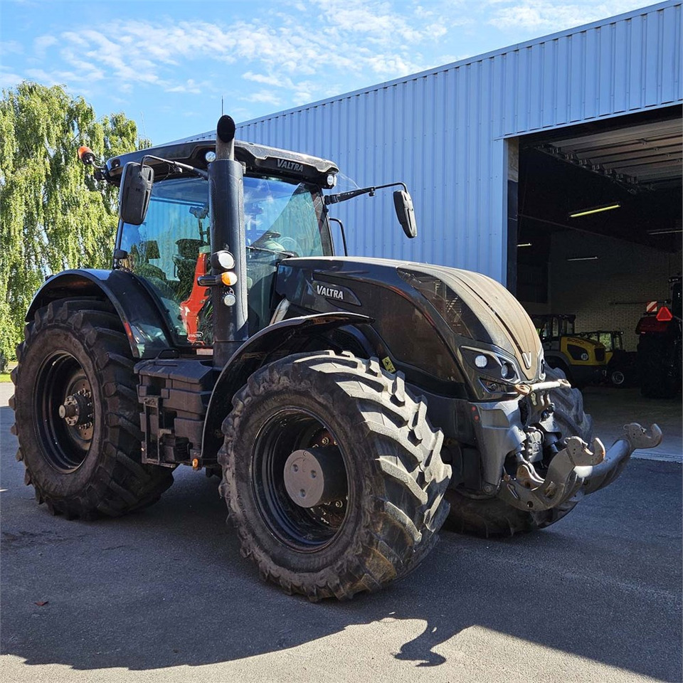 Valtra s394 - Traktors: foto 1 Valtra s394 - Traktors: foto 1