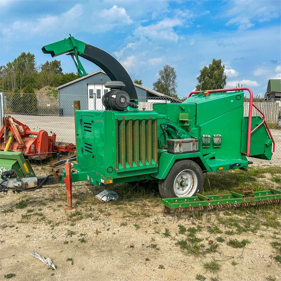 Vermeer BC1000 XL - Šķeldotājs: foto 2 Vermeer BC1000 XL - Šķeldotājs: foto 2