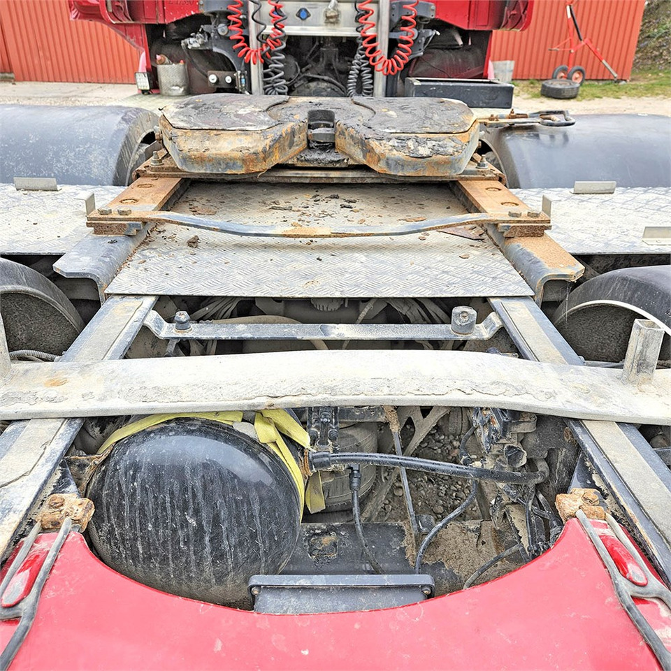 Vilcējs Scania R560: foto 32
