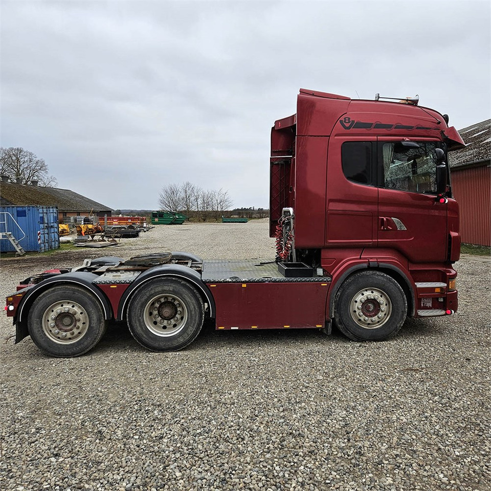 Vilcējs Scania R560: foto 7