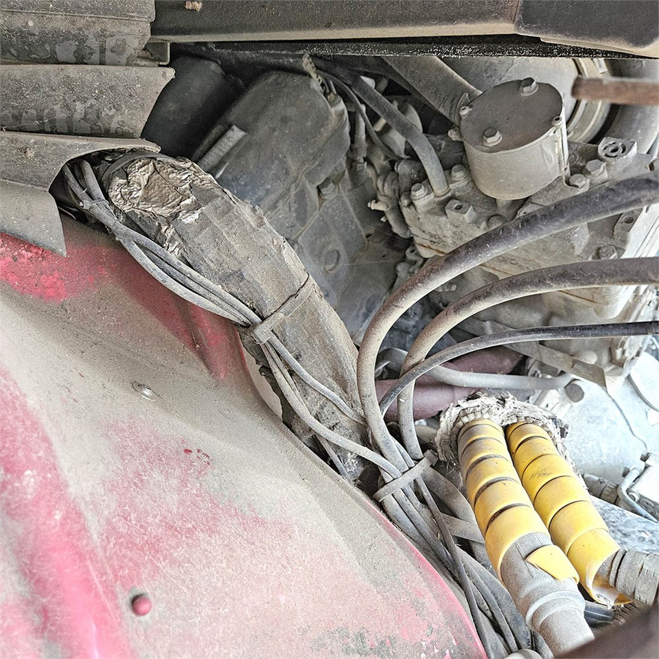 Vilcējs Scania R560: foto 37