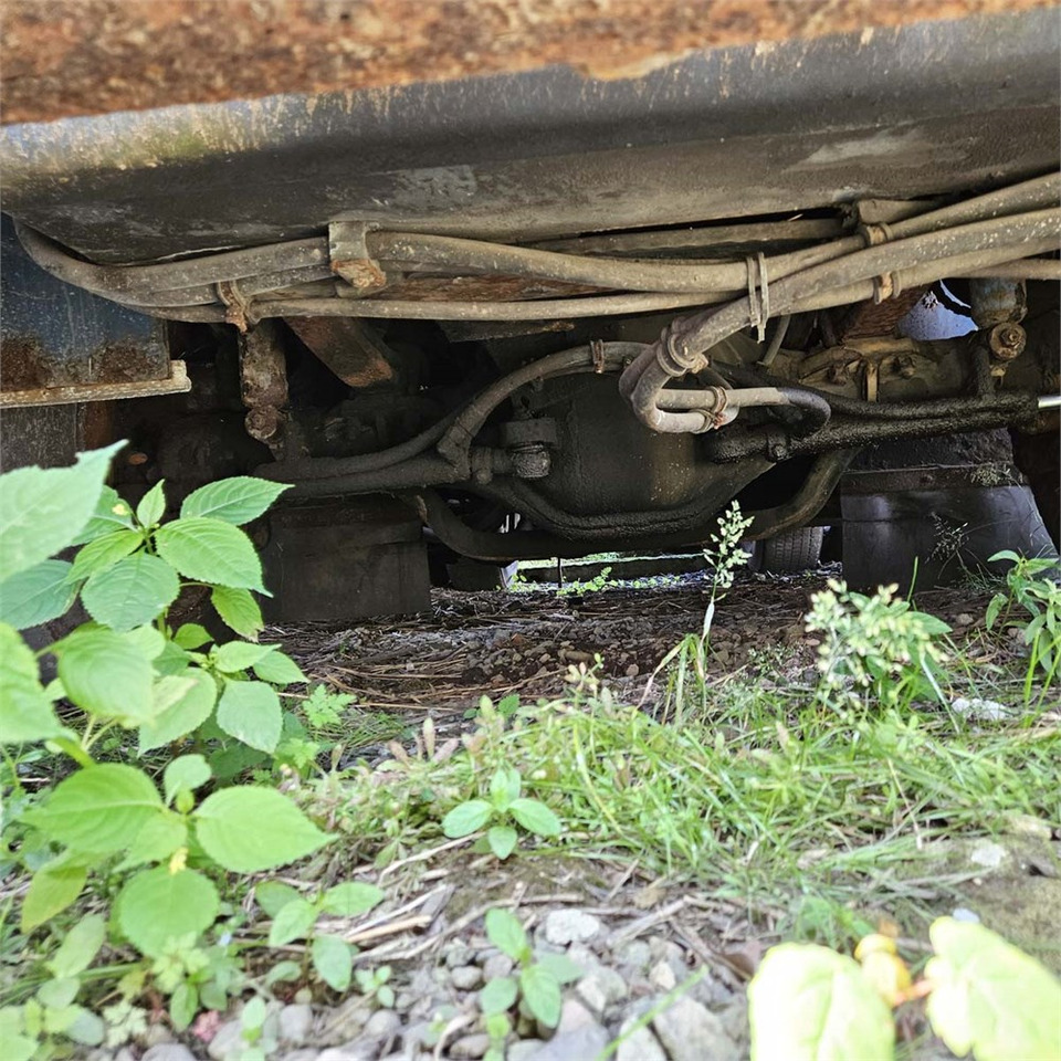 Vilcējs Sisu TRX 181: foto 40