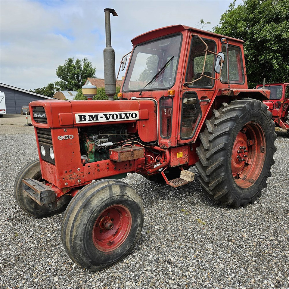 Volvo 650 - Traktors: foto 1 Volvo 650 - Traktors: foto 1