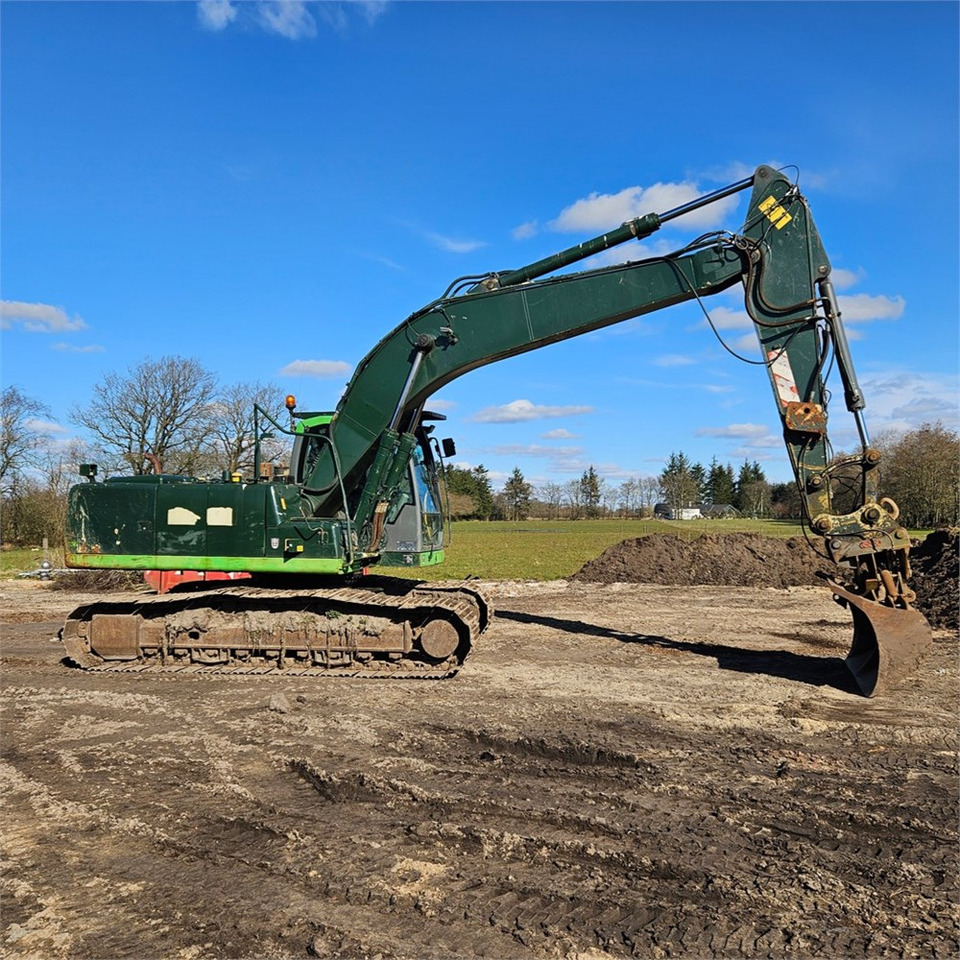 Volvo EC 210 CL - Kāpurķēžu ekskavators: foto 5 Volvo EC 210 CL - Kāpurķēžu ekskavators: foto 5