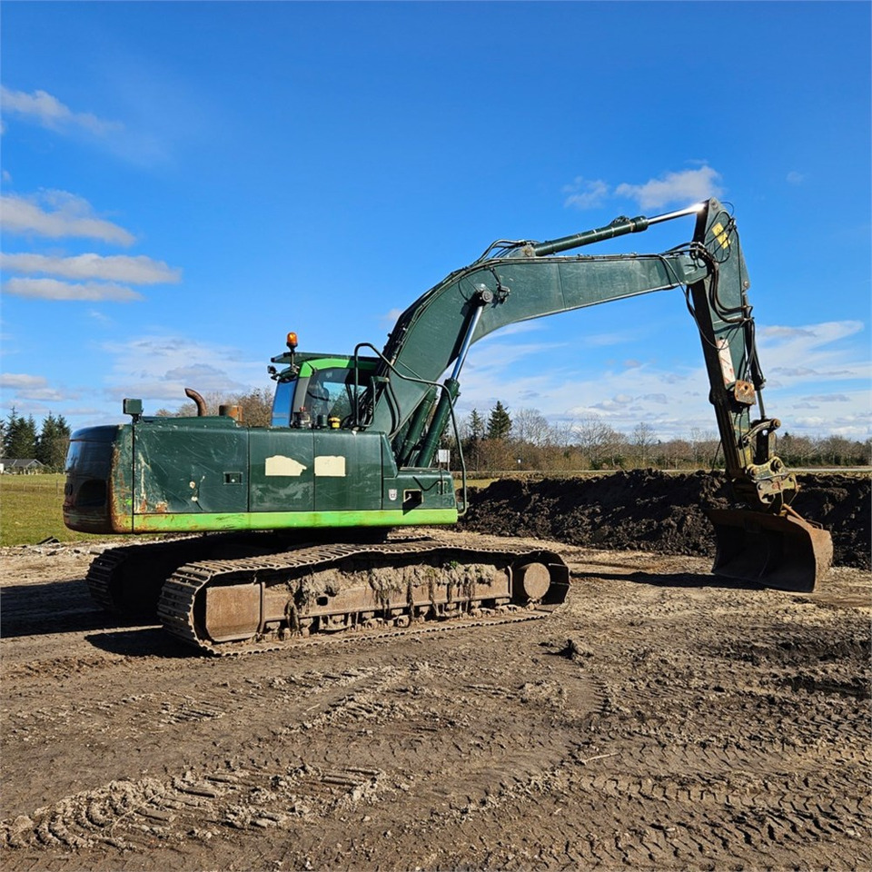 Volvo EC 210 CL - Kāpurķēžu ekskavators: foto 4 Volvo EC 210 CL - Kāpurķēžu ekskavators: foto 4