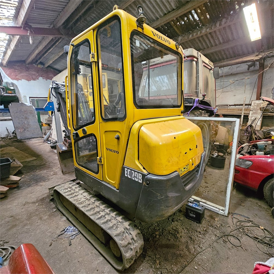 Volvo EC20 B XTV - Mini-ekskavators: foto 2 Volvo EC20 B XTV - Mini-ekskavators: foto 2