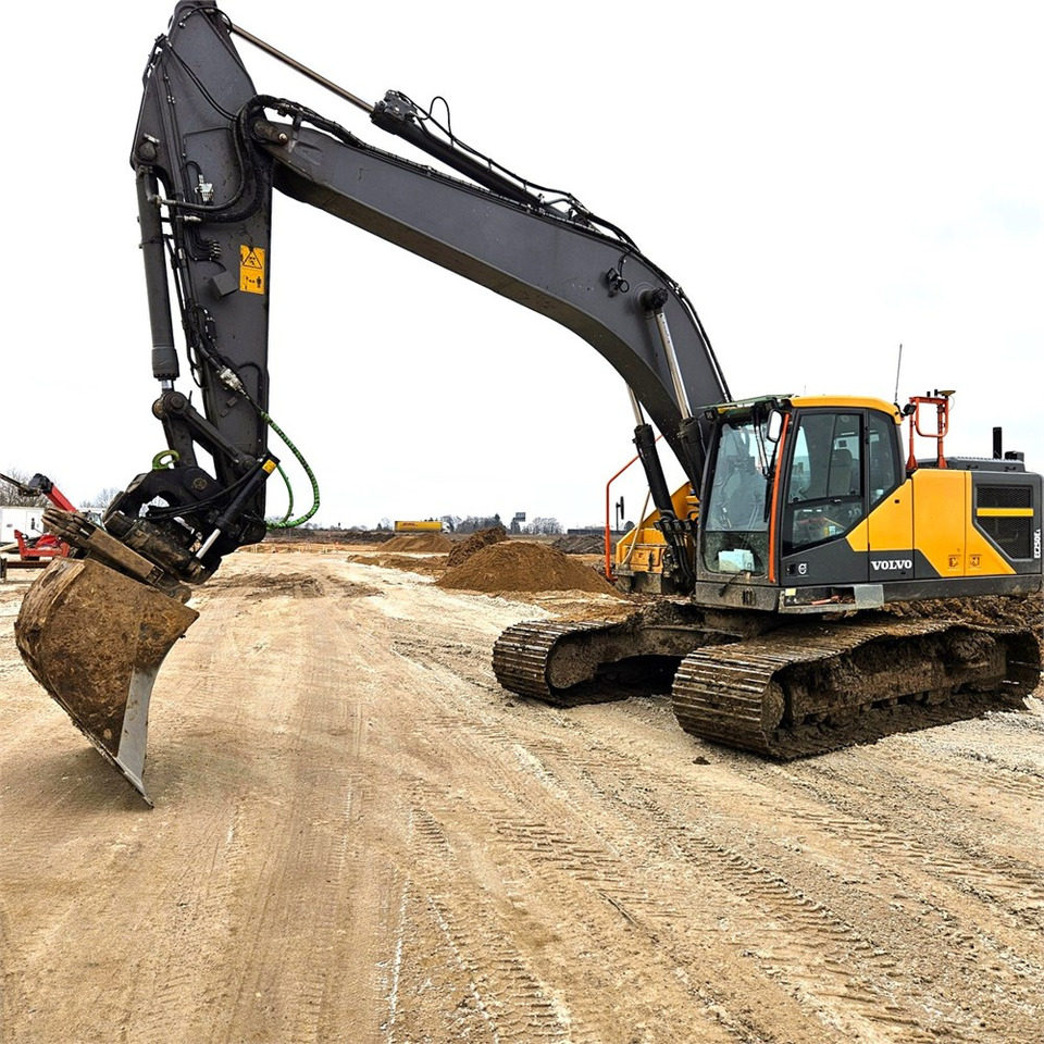 Volvo EC250 EL - Kāpurķēžu ekskavators: foto 4 Volvo EC250 EL - Kāpurķēžu ekskavators: foto 4