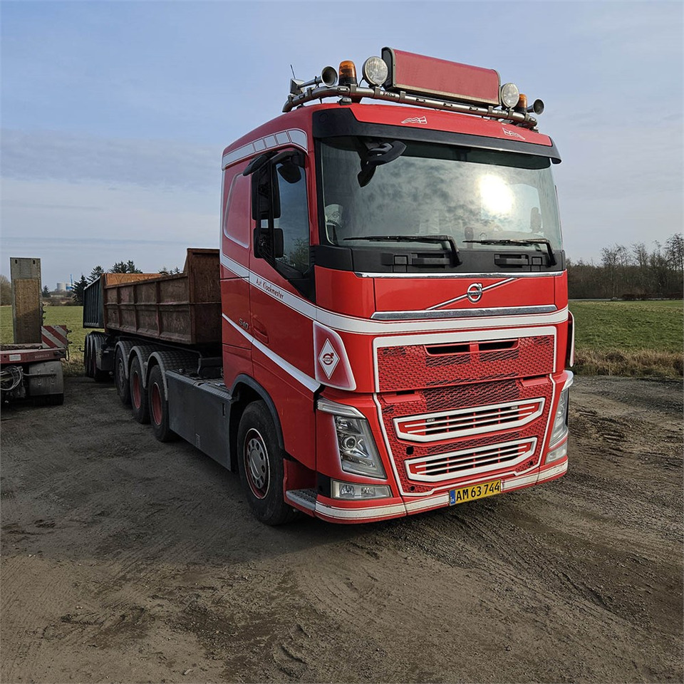 Volvo FH 540 - Kravas automašīna - kabeļu sistēma: foto 5 Volvo FH 540 - Kravas automašīna - kabeļu sistēma: foto 5