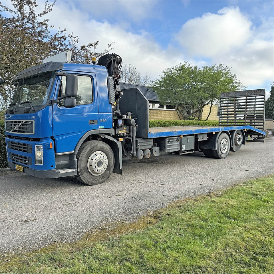Volvo FM 330 6x2 - Auto evakuators: foto 1 Volvo FM 330 6x2 - Auto evakuators: foto 1
