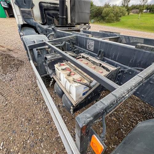 Kravas automašīna pašizgāzējs Volvo FM12 460: foto 34