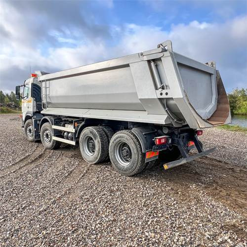 Volvo FM12 460 - Kravas automašīna pašizgāzējs: foto 4 Volvo FM12 460 - Kravas automašīna pašizgāzējs: foto 4