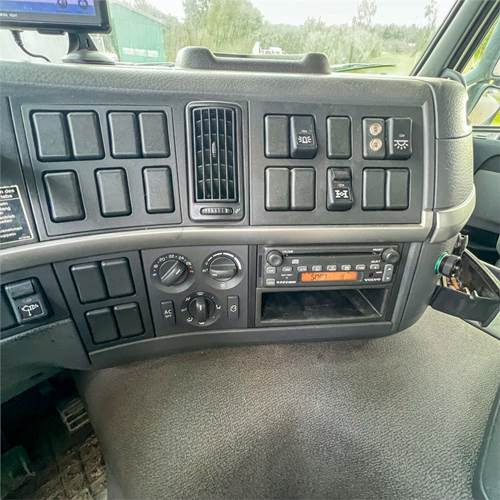 Kravas automašīna pašizgāzējs Volvo FM12 460: foto 28