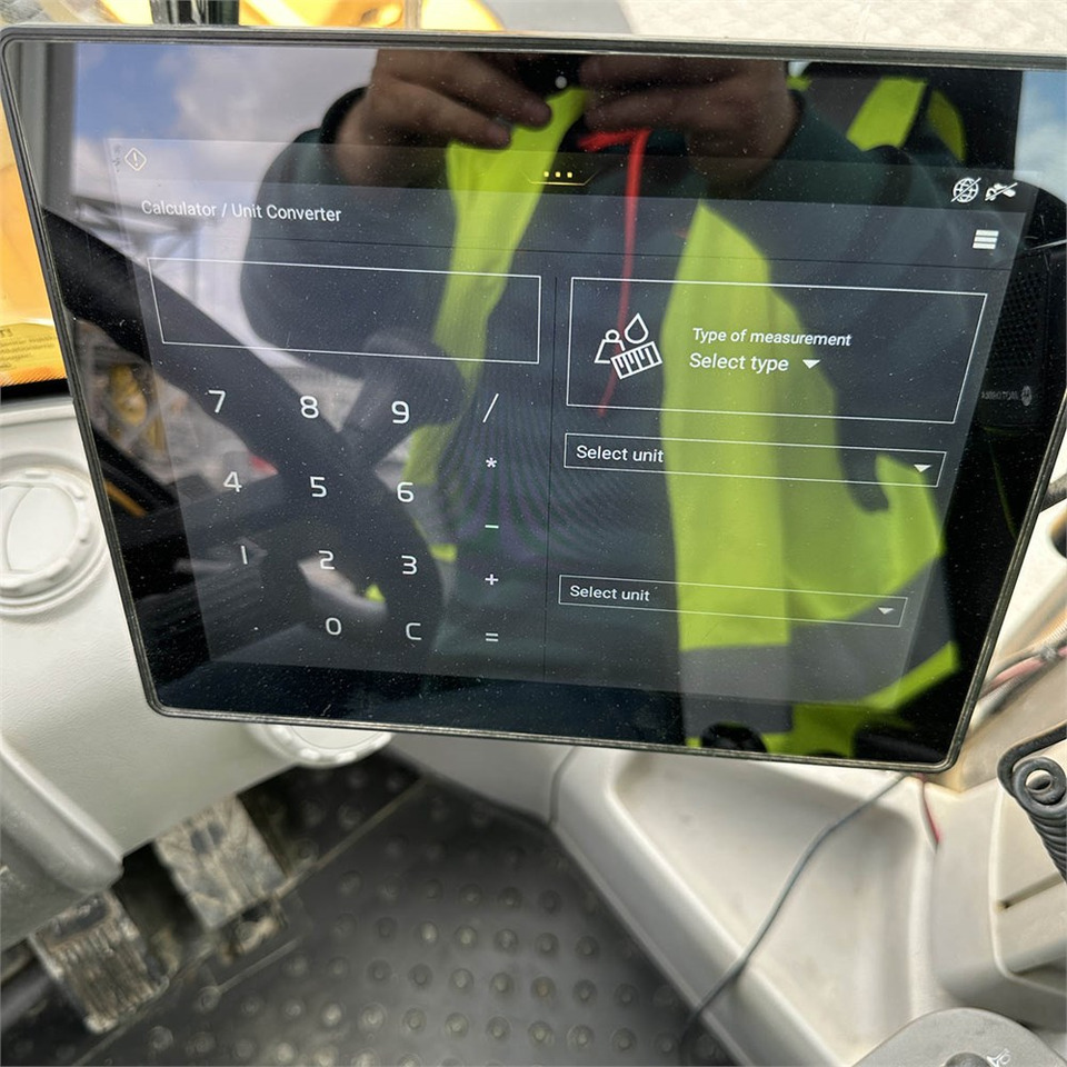 Riteņu iekrāvējs Volvo L120 H: foto 17