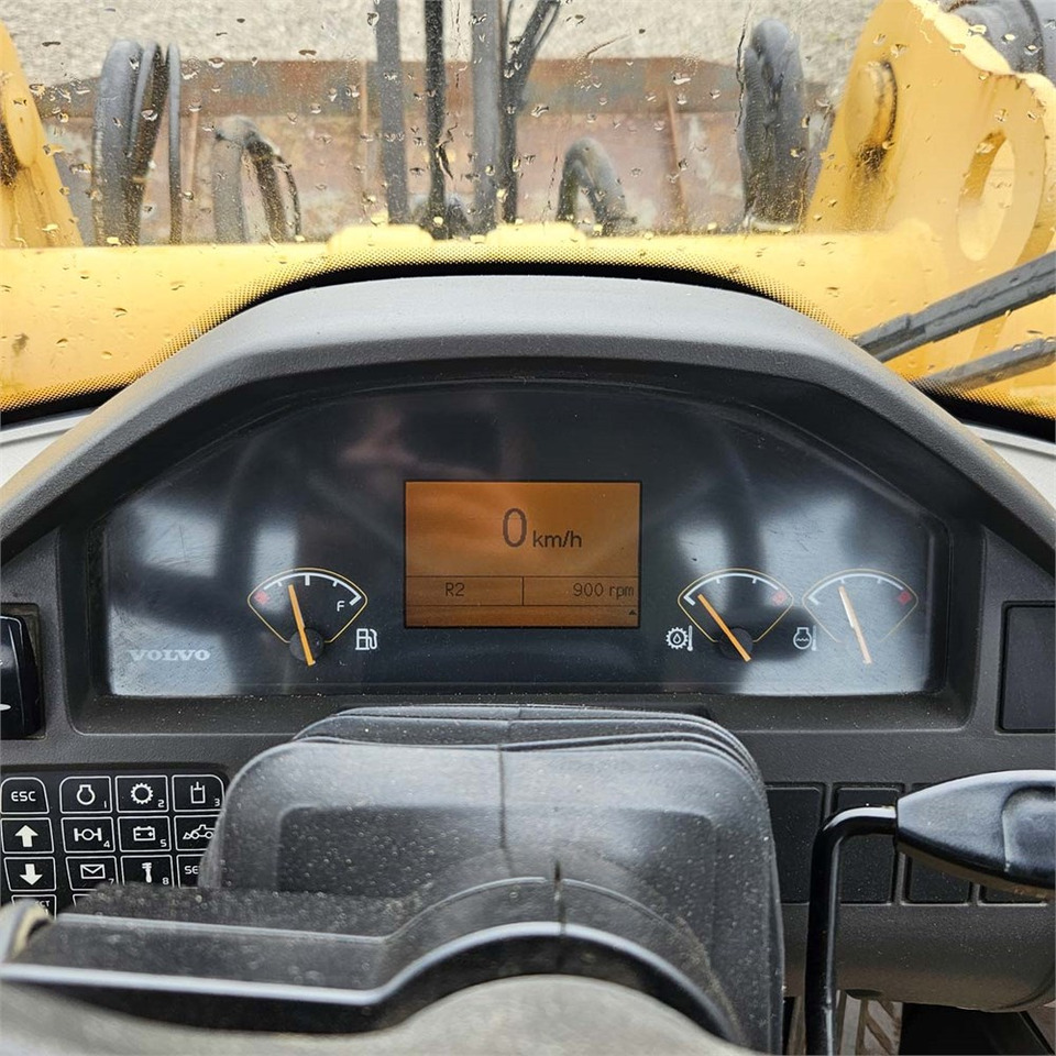 Riteņu iekrāvējs Volvo L45F-TP: foto 27