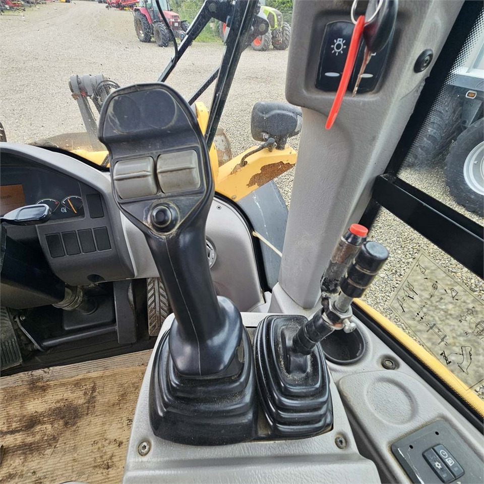 Riteņu iekrāvējs Volvo L45F-TP: foto 19