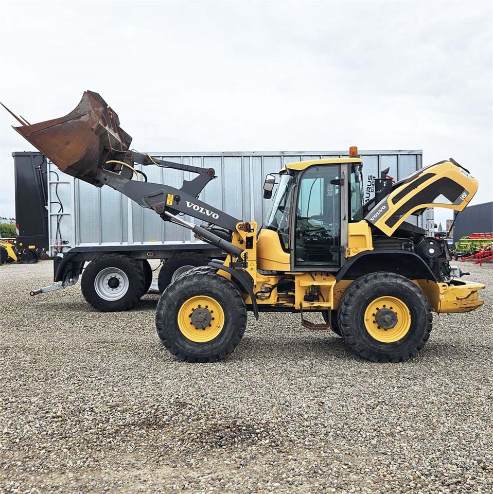 Volvo L45F-TP - Riteņu iekrāvējs: foto 4 Volvo L45F-TP - Riteņu iekrāvējs: foto 4