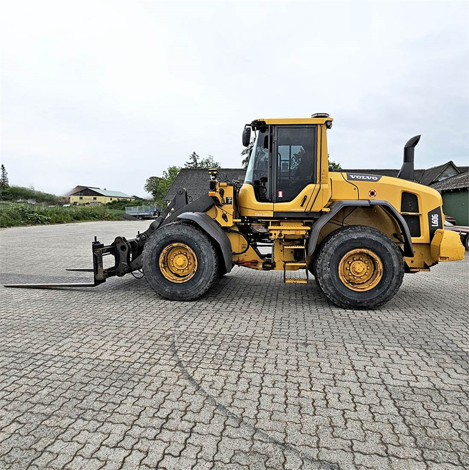 Volvo L60 G - Riteņu iekrāvējs: foto 1 Volvo L60 G - Riteņu iekrāvējs: foto 1