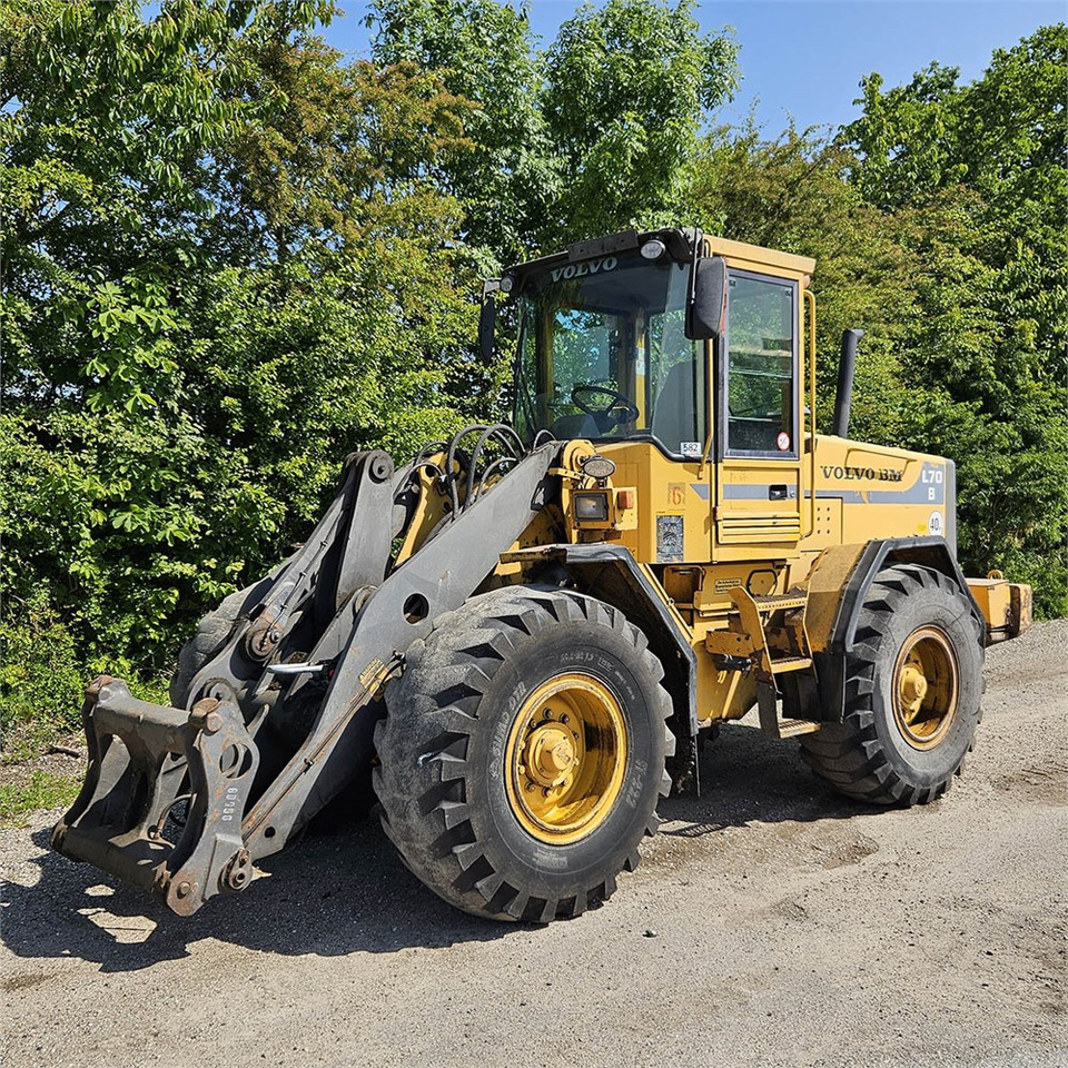 Volvo L70 B - Riteņu iekrāvējs: foto 1 Volvo L70 B - Riteņu iekrāvējs: foto 1