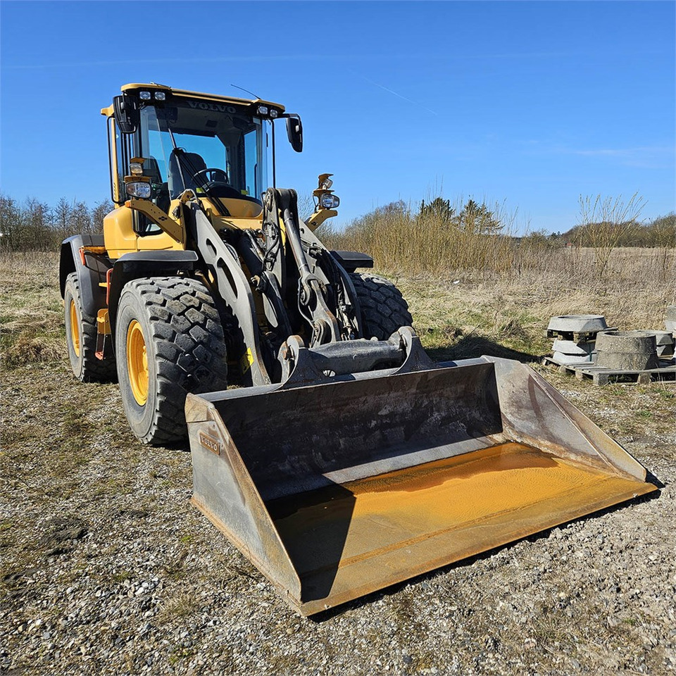 Volvo L70 H - Riteņu iekrāvējs: foto 2 Volvo L70 H - Riteņu iekrāvējs: foto 2