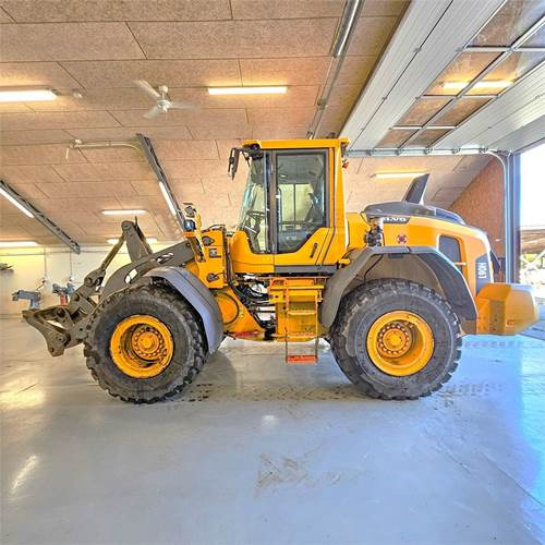 Volvo L90 H - Riteņu iekrāvējs: foto 2 Volvo L90 H - Riteņu iekrāvējs: foto 2