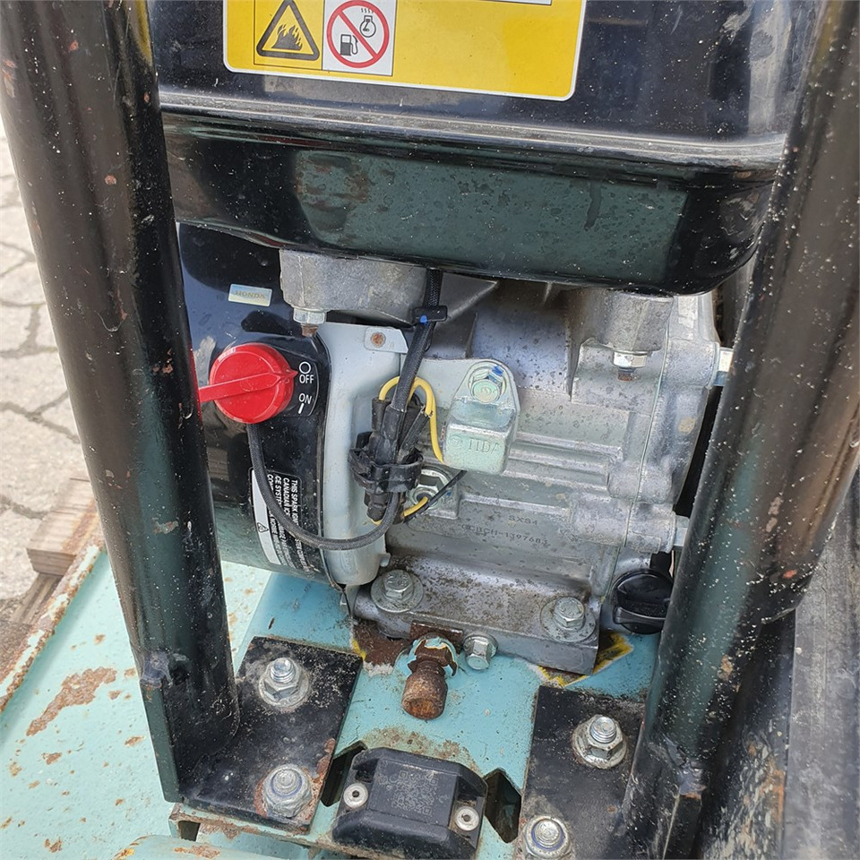 Wacker Neuson VP1550 - Vibrobliete: foto 3 Wacker Neuson VP1550 - Vibrobliete: foto 3