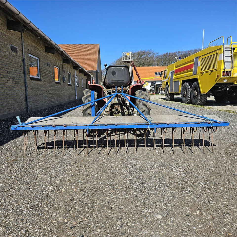 Yanmar 1510 D - Komunālais traktors: foto 5 Yanmar 1510 D - Komunālais traktors: foto 5