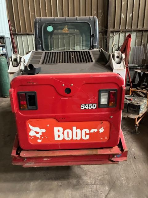 Bobcat S 450 - Kompaktiekrāvējs: foto 4 Bobcat S 450 - Kompaktiekrāvējs: foto 4