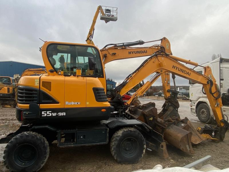 Hyundai ROBEX 55W-9A - Riteņu ekskavators: foto 4 Hyundai ROBEX 55W-9A - Riteņu ekskavators: foto 4