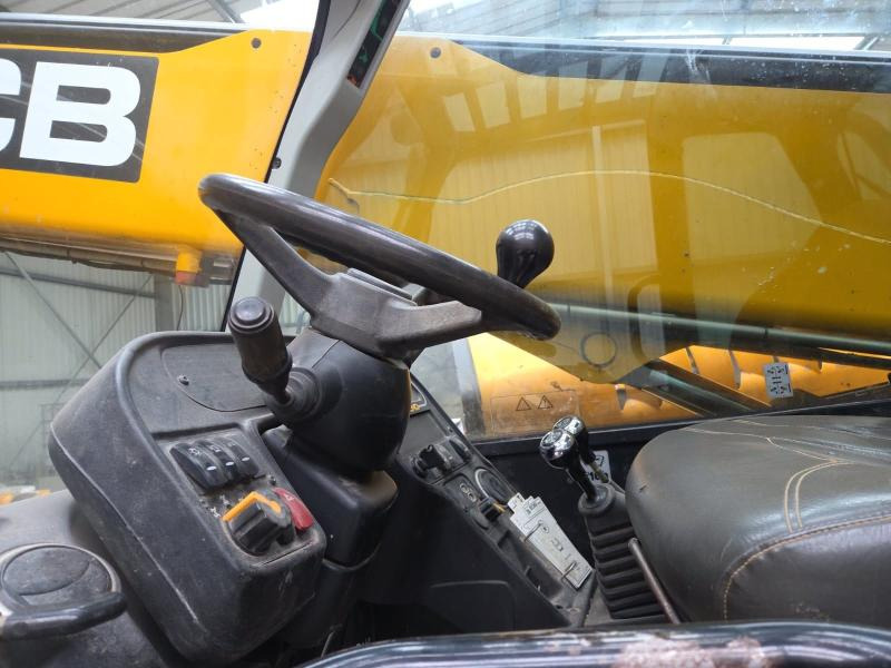 Jcb 535.140 - Teleskopiskais iekrāvējs: foto 2 Jcb 535.140 - Teleskopiskais iekrāvējs: foto 2