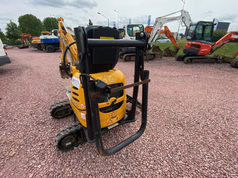 Jcb MICROPELLE 1 TONNE 8010 - Mini-ekskavators: foto 5 Jcb MICROPELLE 1 TONNE 8010 - Mini-ekskavators: foto 5