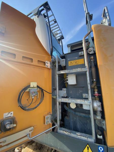 Kāpurķēžu ekskavators Liebherr R 926 COMPACT: foto 17