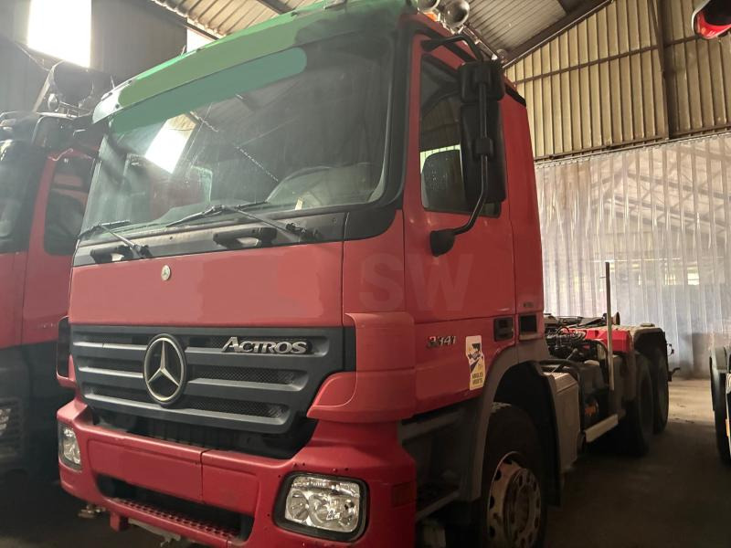 Mercedes 6X4 ACTROS  3341 - Pacēlājs ar āķi: foto 1 Mercedes 6X4 ACTROS  3341 - Pacēlājs ar āķi: foto 1