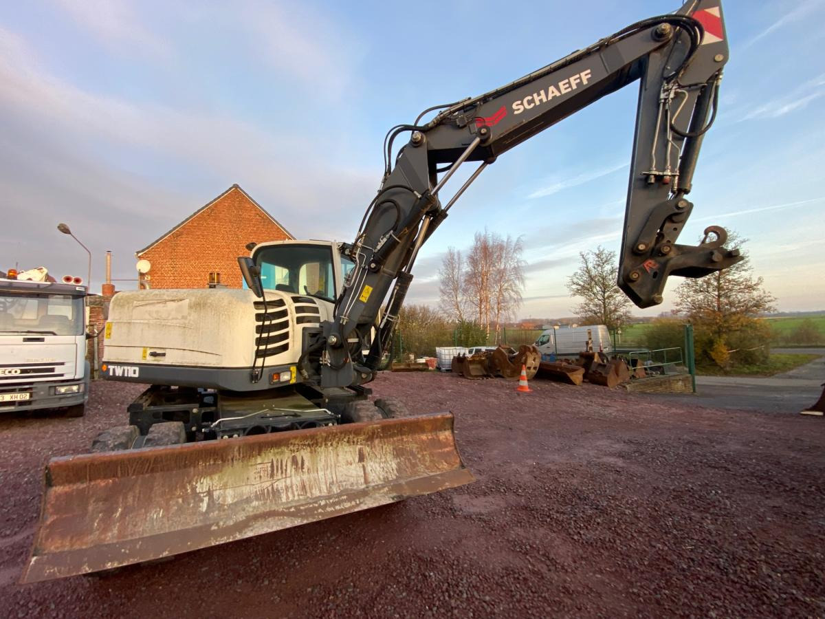 Terex TW 110 - Riteņu ekskavators: foto 3 Terex TW 110 - Riteņu ekskavators: foto 3