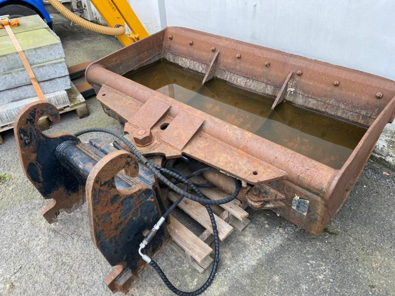 VERACHTER ORIENTABLE 1800 MM - Ekskavatora kauss - Celtniecības tehnika: foto 1 VERACHTER ORIENTABLE 1800 MM - Ekskavatora kauss - Celtniecības tehnika: foto 1
